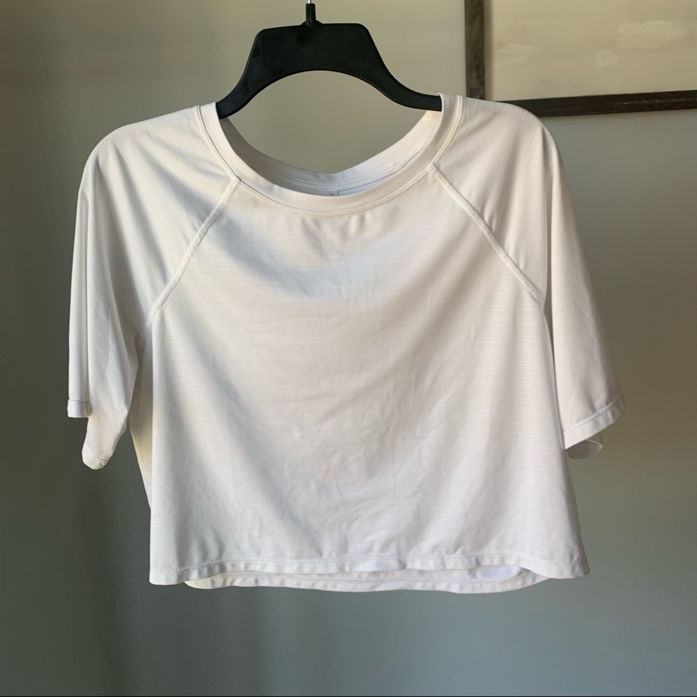 Fabletics Crop Workout Top